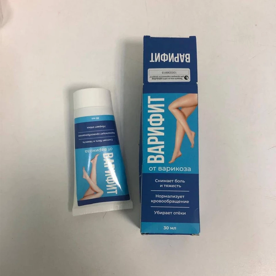 Тюбик с гелем Варифит и картонная упаковка лежат на столе